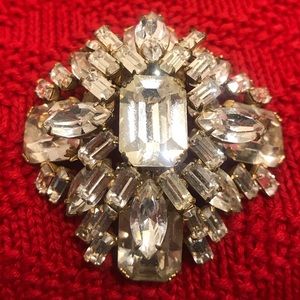 🔆 SALE! Vintage Swarovski crystal brooch